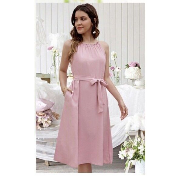 Elegant Pink Maxi Dress - Picture 10 of 11